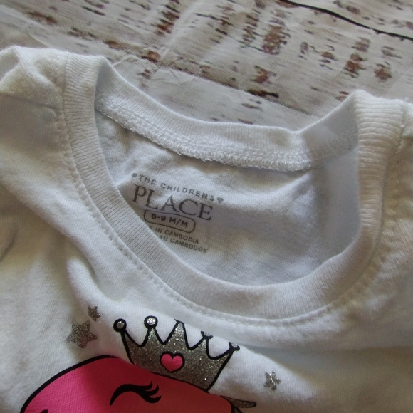 Tops - Picture 12 of 15